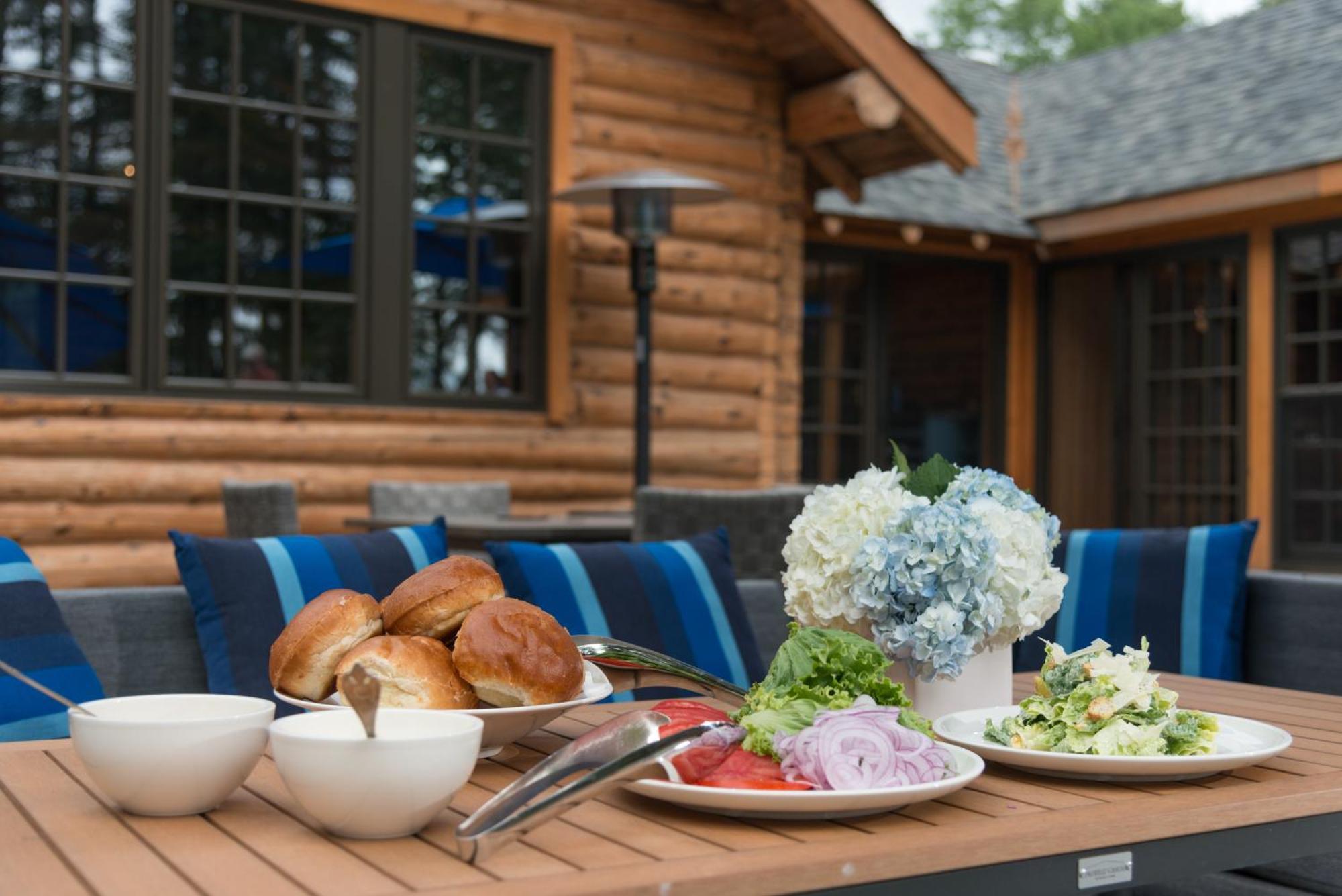Haliburton Post House Hotel Minden Luaran gambar